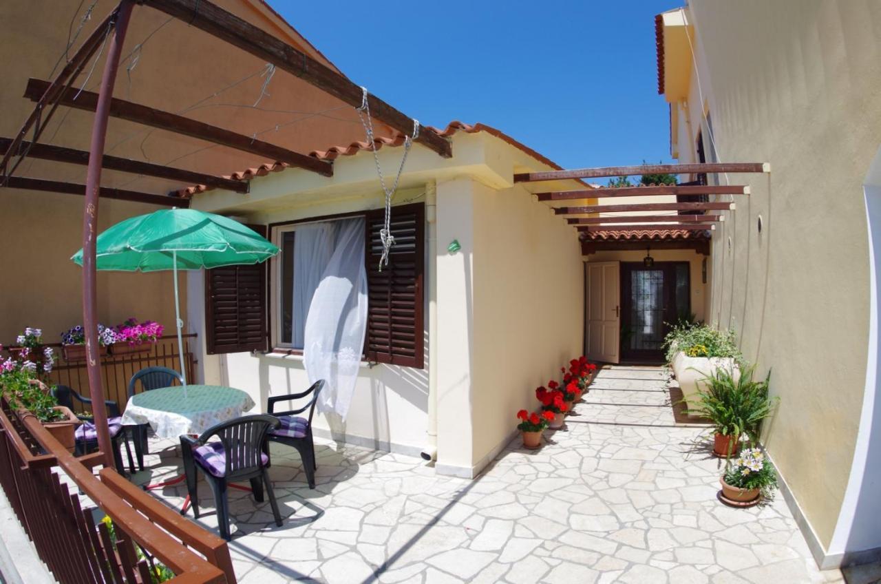 Holiday Apartments Ruzica, Pjescana Uvala Buitenkant foto
