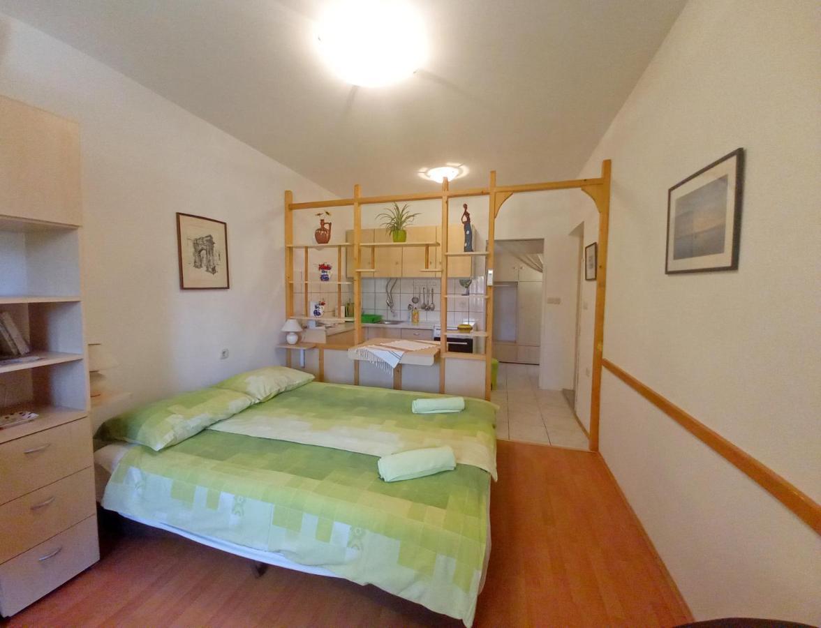 Holiday Apartments Ruzica, Pjescana Uvala Buitenkant foto